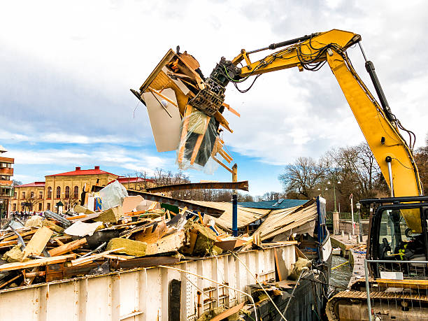 Best Construction Debris Removal  in Daphne, AL